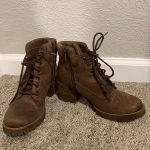 Crown Vintage Brown Combat Boots